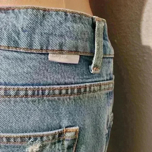 BOYISH BY HER - Picture 5 of 8